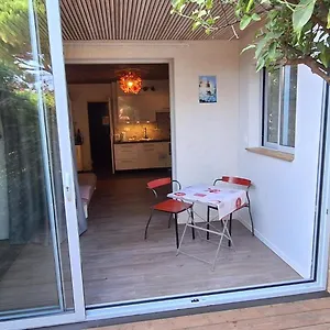https://studio-confortable-au-calme-proche-du-port-et-de-la.fr-provencehotel.com